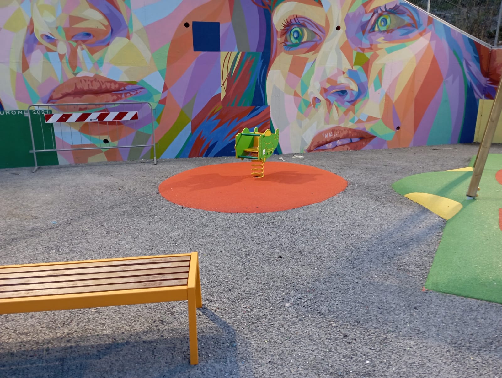 Area Gioco con Murales