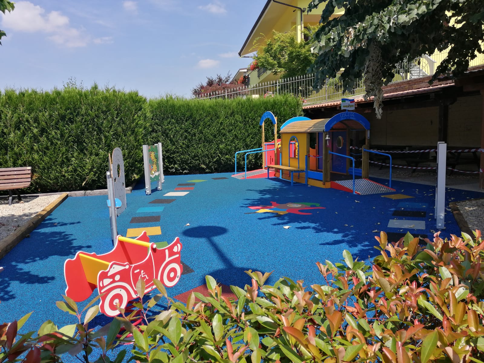 Area Gioco con pavimentazione antitrauma